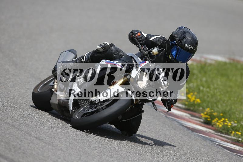 /Archiv-2024/29 12.06.2024 MOTO.CH Track Day ADR/Gruppe gelb/82